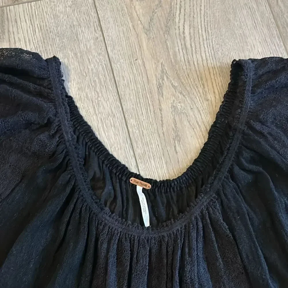 FREE PEOPLE SHEER LONG SLEEVE BLACK TUNIC DRESS COVERUP SIZE SMALL WITH LACE